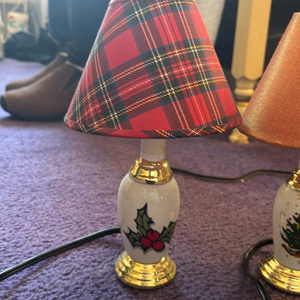 vintage Spode Christmas lamps